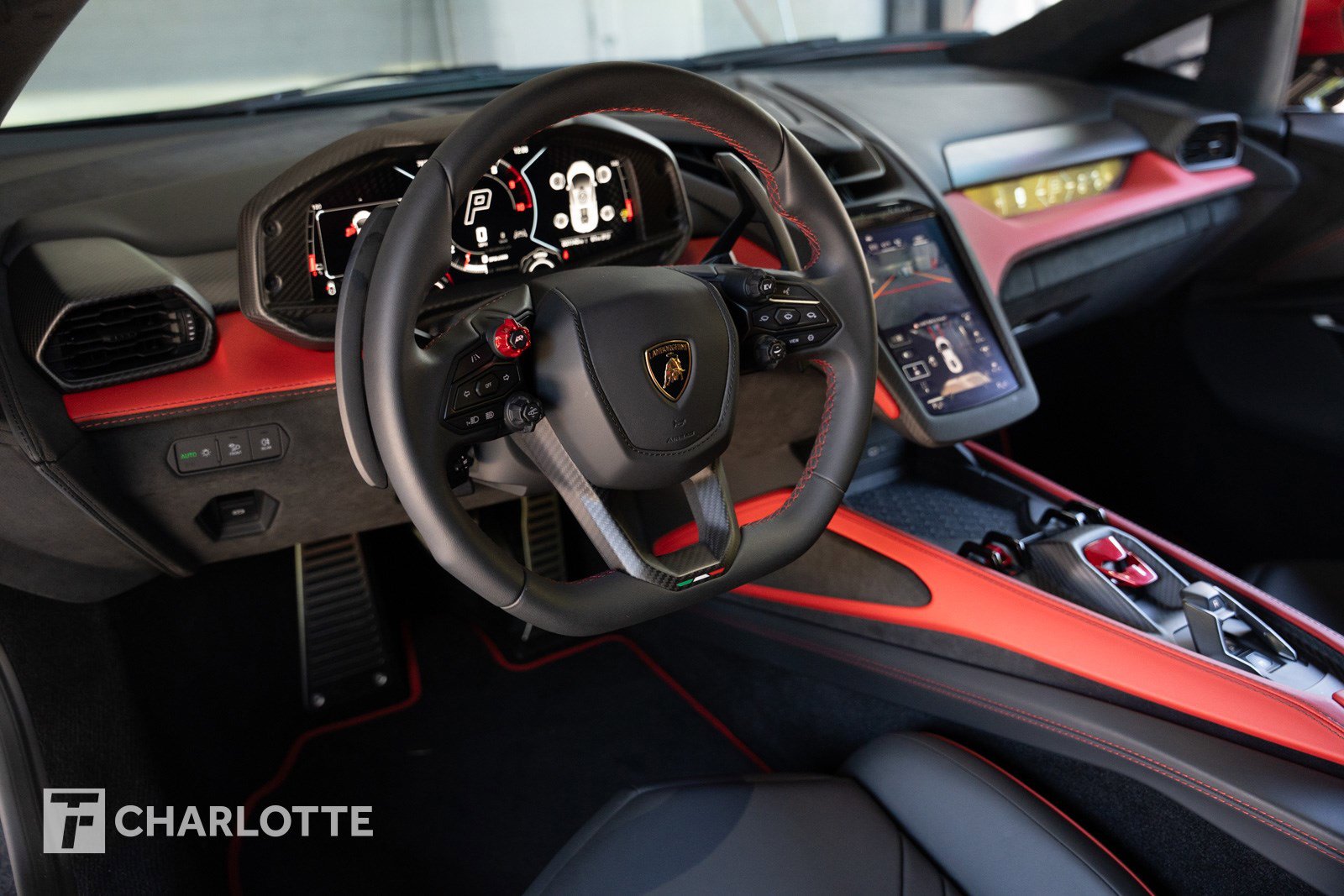 Used 2024 Lamborghini Revuelto AWD/4WD image 18