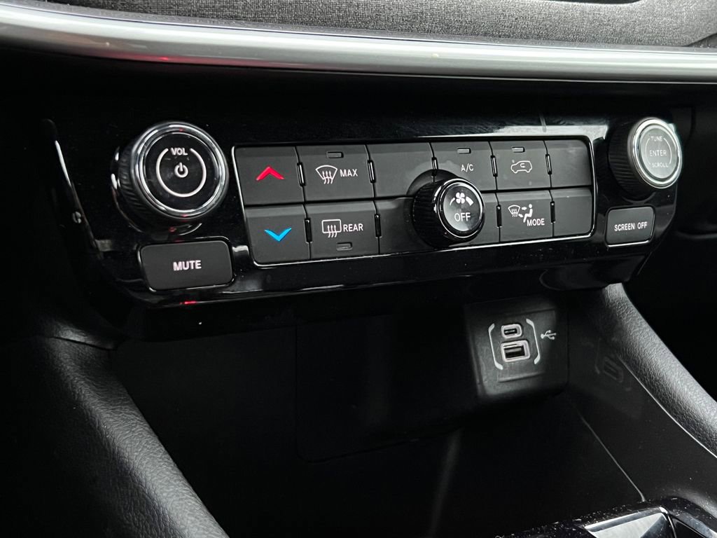 Used 2023 Jeep Compass Sport AWD/4WD image 26