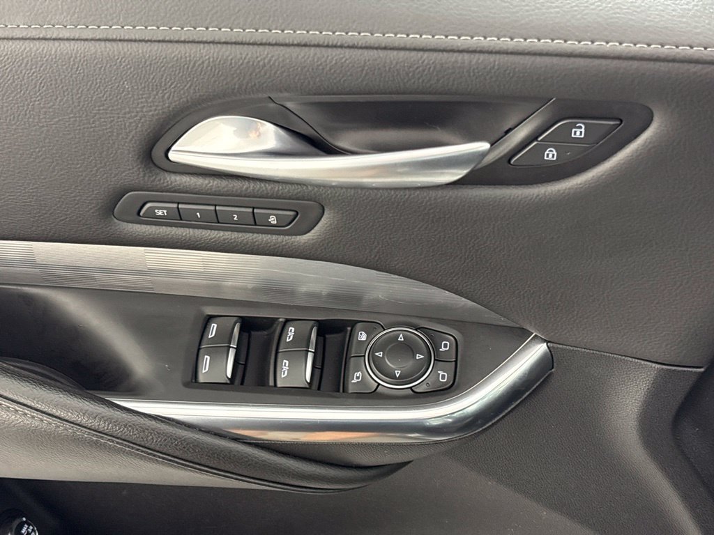 Used 2024 Cadillac XT4 Premium Luxury FWD image 31