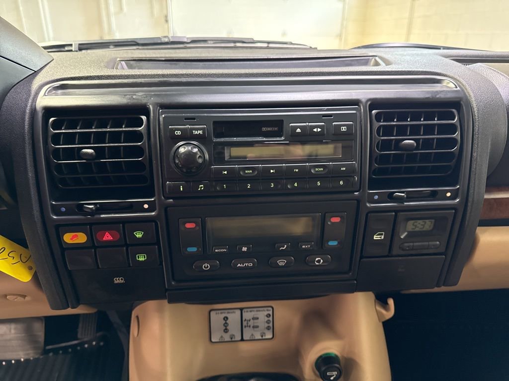 Used 2004 Land Rover Discovery SE AWD/4WD image 21