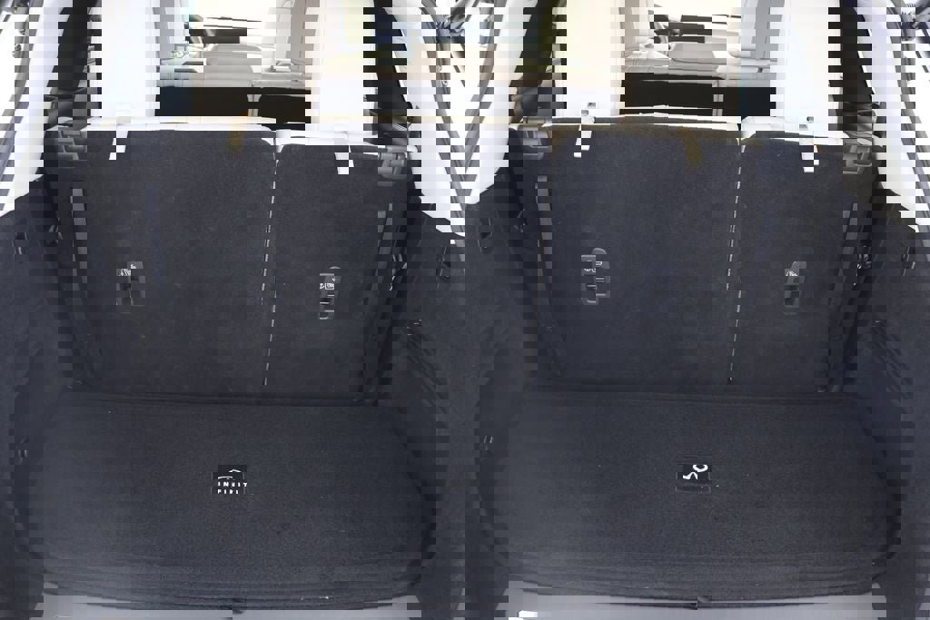 Used 2023 INFINITI QX60 Luxe w/ Performance Audio Package image 28