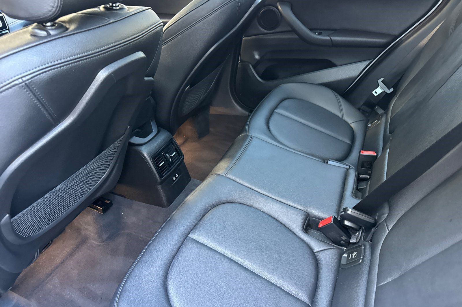 Used 2021 BMW X1 sDrive28i w/ M Sport Package FWD image 28