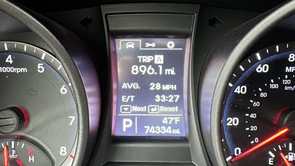 Used 2016 Hyundai Santa Fe Sport w/ Option Group 02 image 16