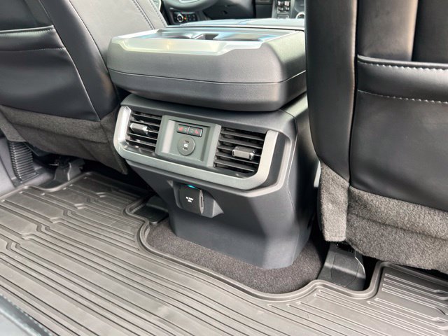 Used 2025 Ford F150 Platinum w/ Equipment Group 702A High AWD/4WD image 39