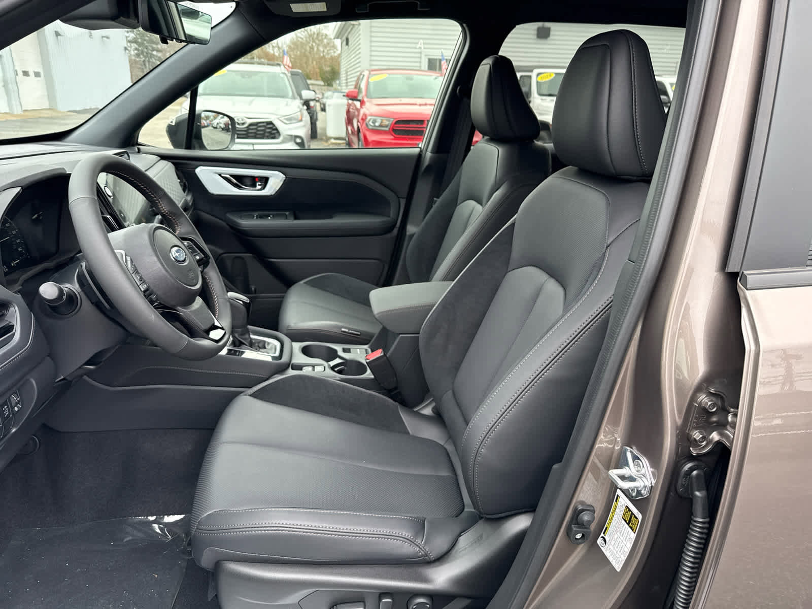 New 2025 Subaru Forester Touring image 5