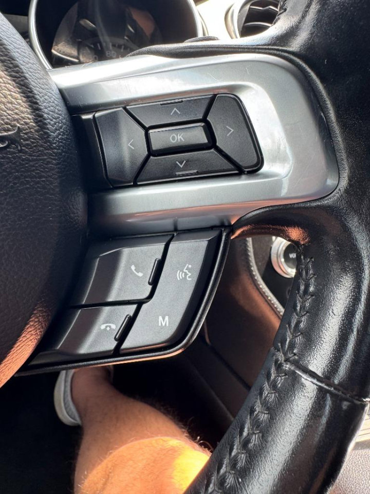 Used 2020 Ford Mustang Premium image 17