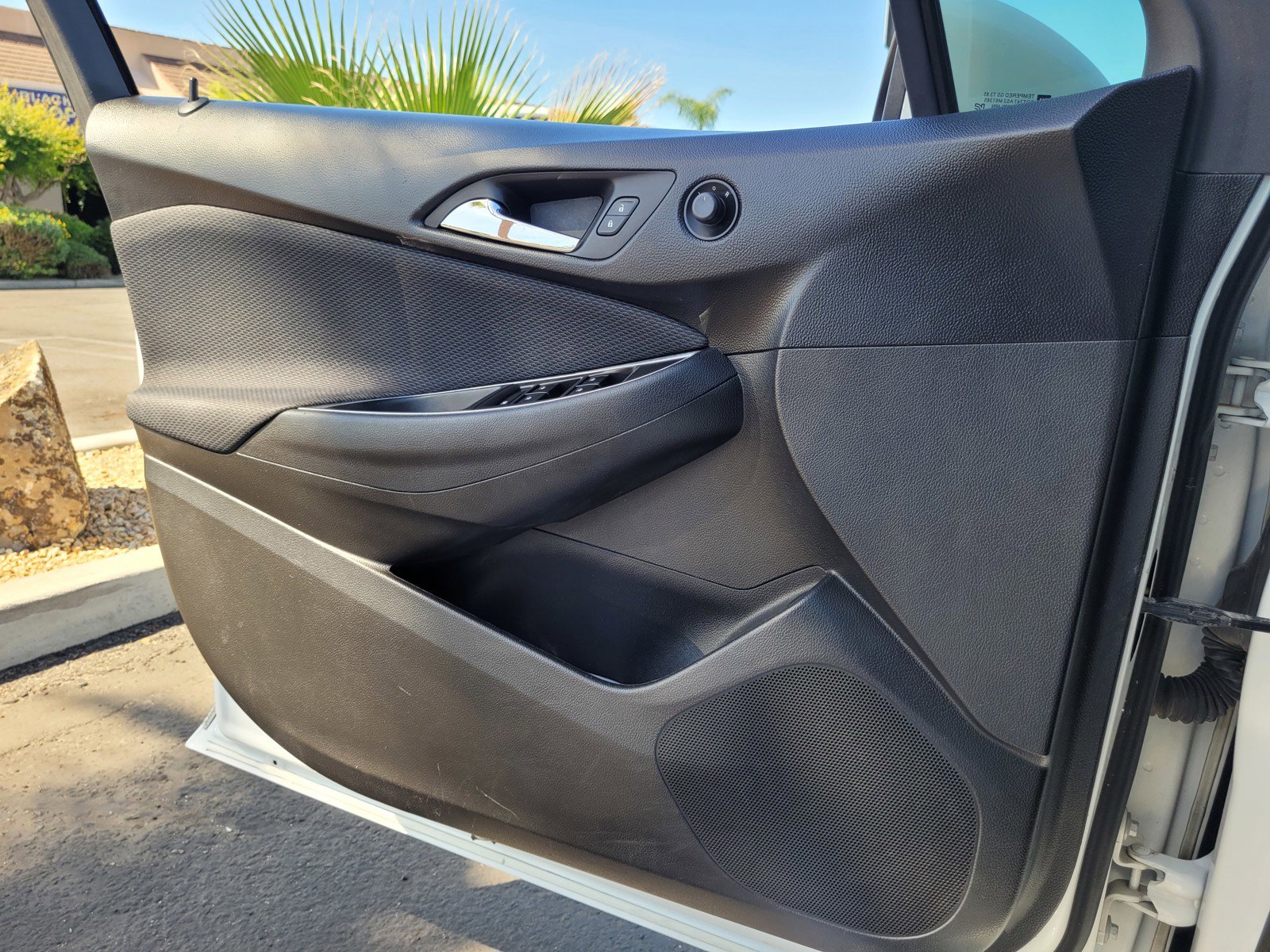 Used 2018 Chevrolet Cruze LS image 24