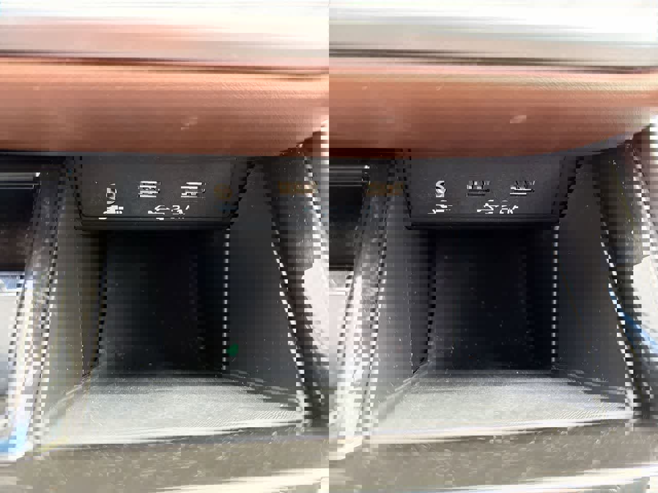 Used 2020 Subaru Outback Touring w/ Popular Package #2 image 35