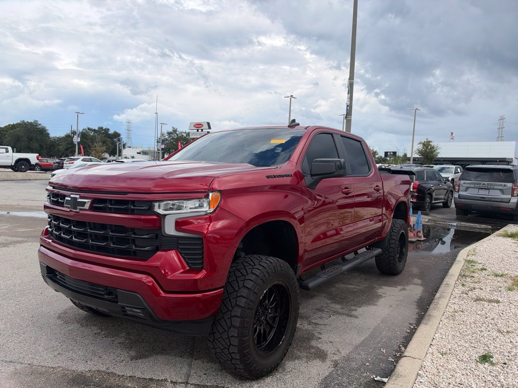 Used 2025 Chevrolet Silverado 1500 RST w/ Convenience Package II AWD/4WD image 3