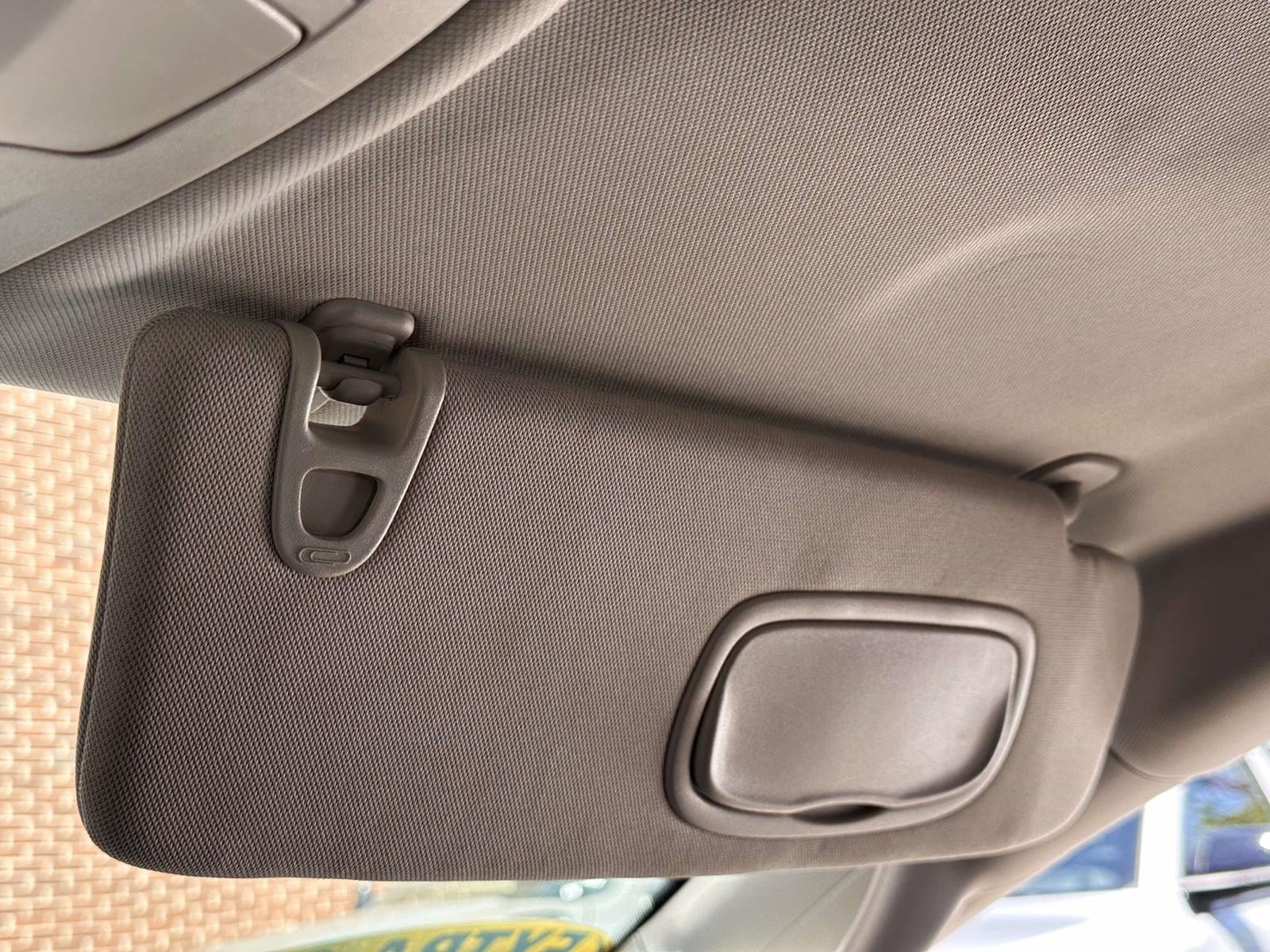 Used 2024 Chrysler Pacifica Touring-L FWD image 30
