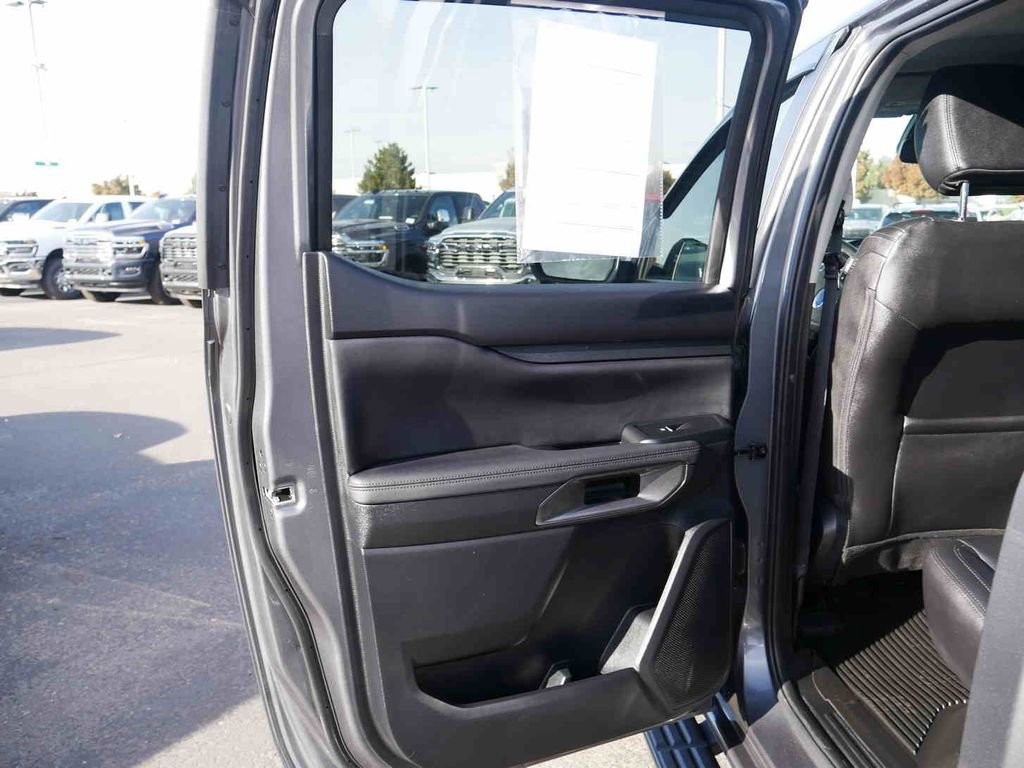 Used 2025 Ford Ranger Lariat w/ FX4 Off-Road Package image 14