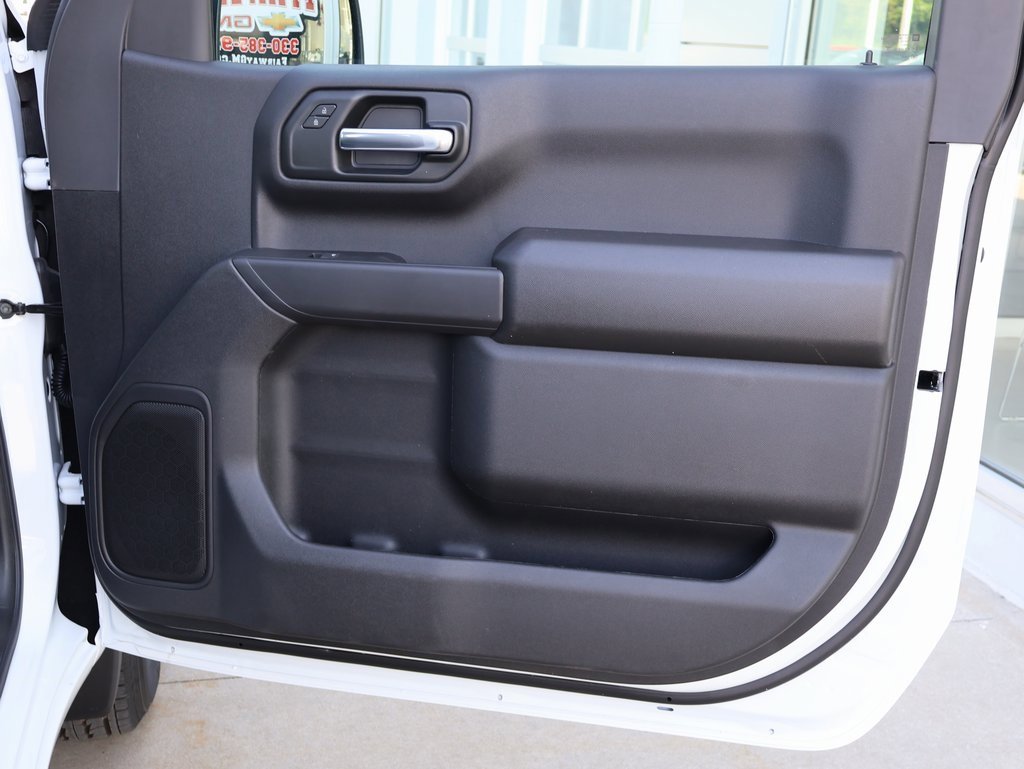 New 2025 GMC Sierra 1500 Pro w/ Trailering Package image 28