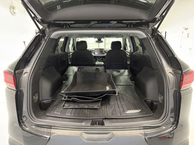 New 2025 Chevrolet Blazer LT w/ Midnight/Sport Edition image 16