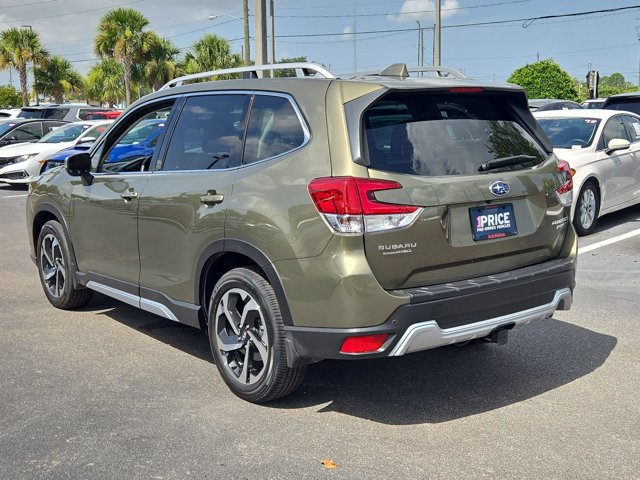 Used 2023 Subaru Forester Touring AWD/4WD image 8