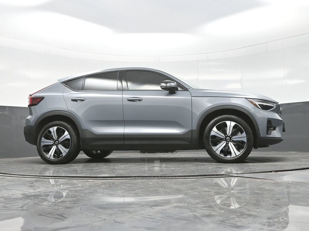 Used 2023 Volvo C40 P8 Recharge Plus image 27