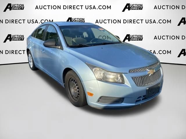Used 2012 Chevrolet Cruze LS FWD image 3