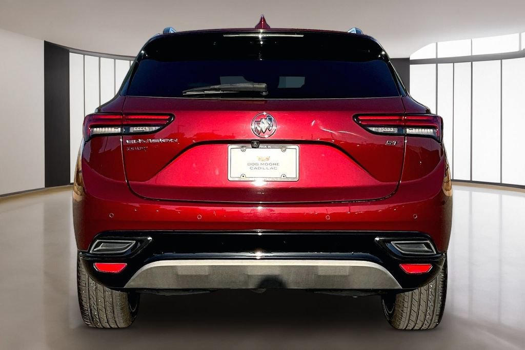 Used 2022 Buick Envision Preferred w/ Sport Touring Package FWD image 4