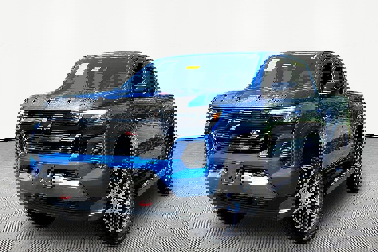 Used 2024 Chevrolet Colorado Z71 w/ Advanced Trailering Package image 1