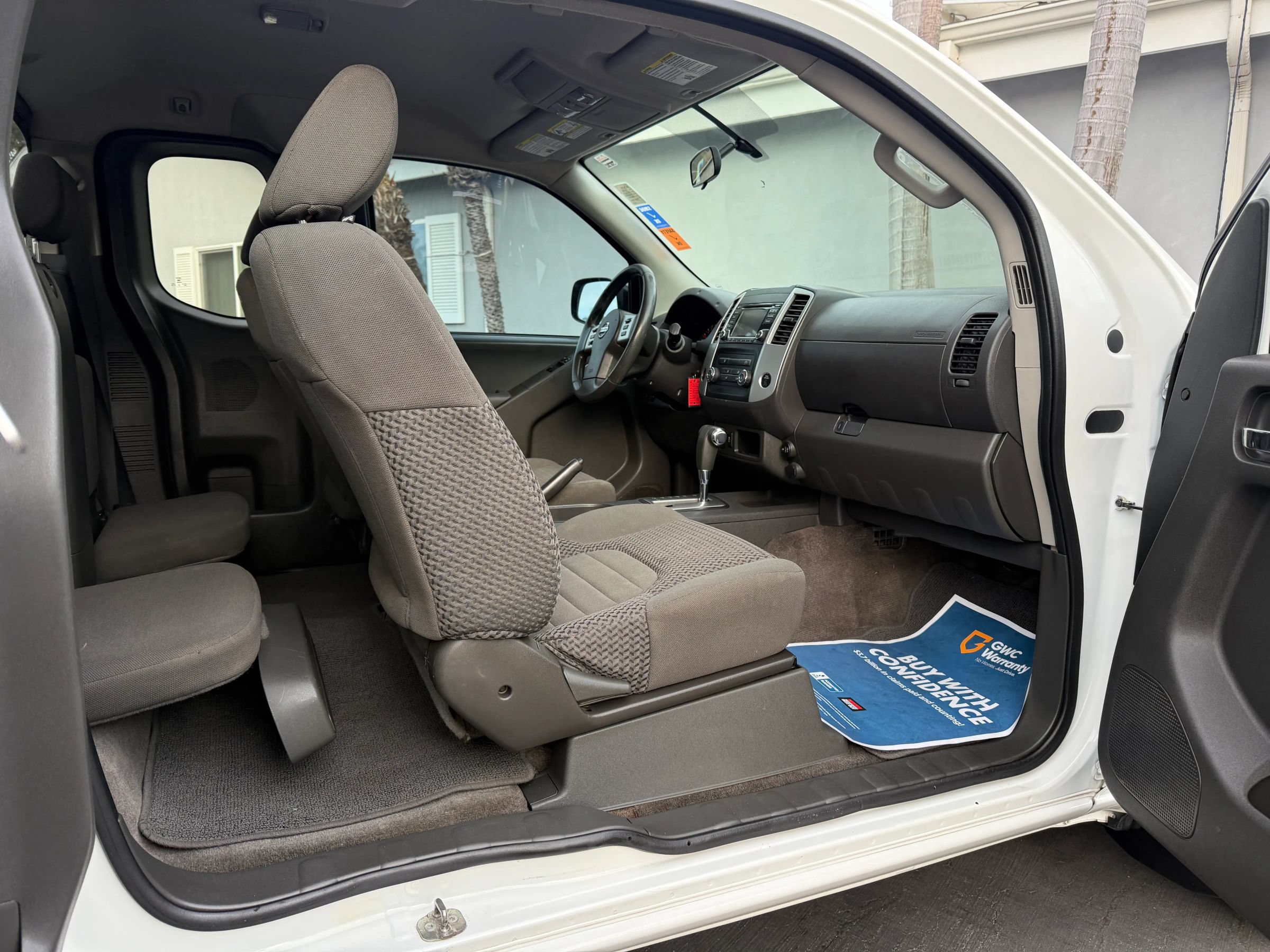 Used 2018 Nissan Frontier SV RWD image 14