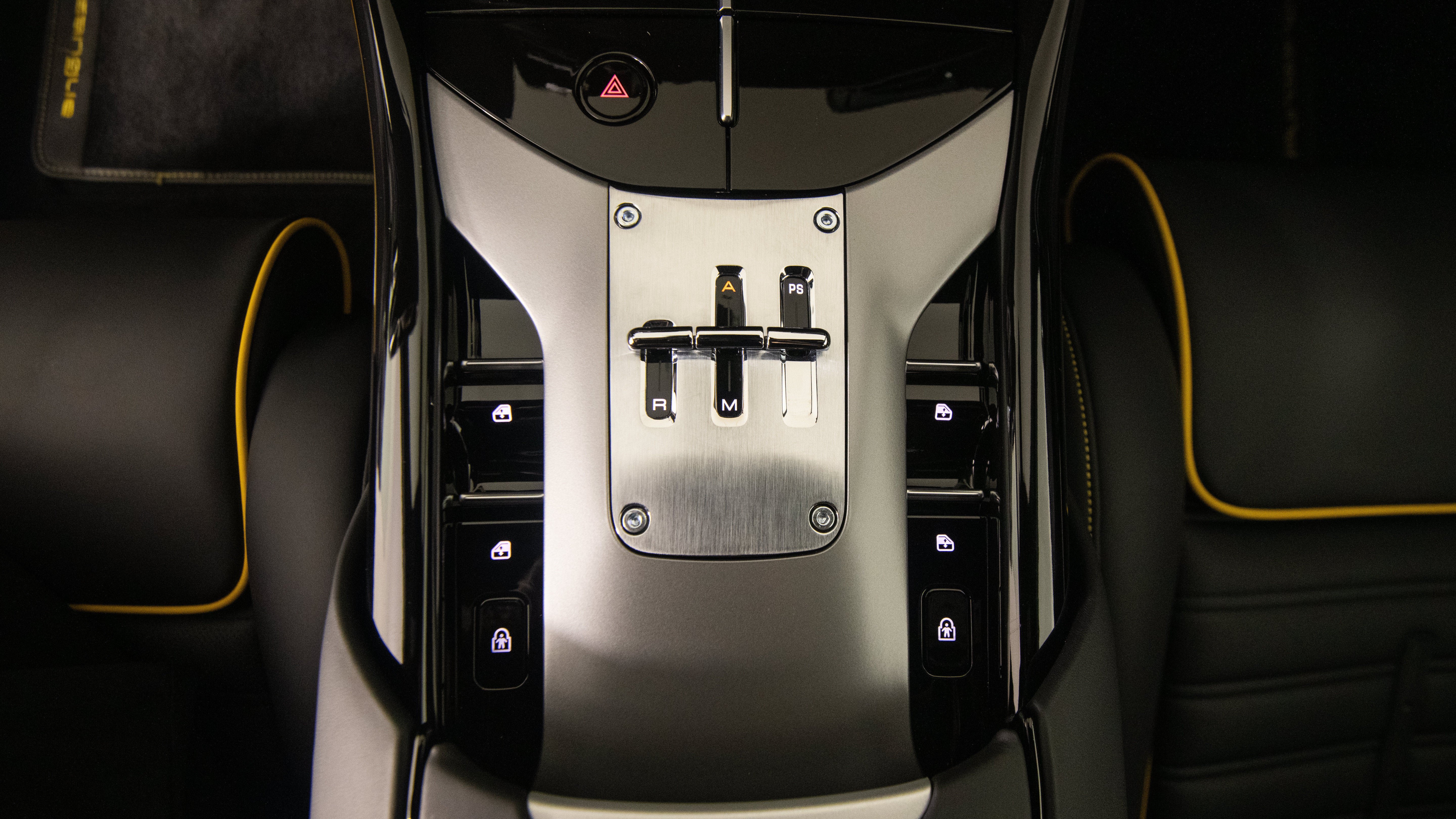 Certified 2025 Ferrari Purosangue AWD/4WD image 26