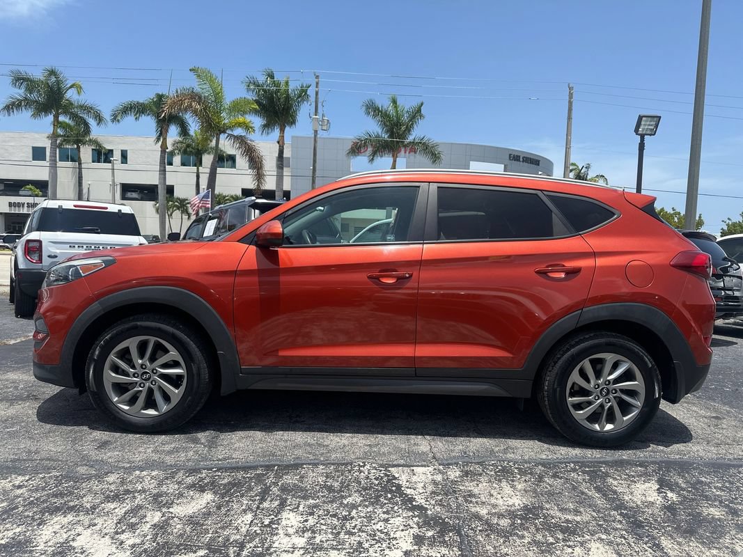 Used 2016 Hyundai Tucson SE w/ Option Group 02 AWD/4WD image 8