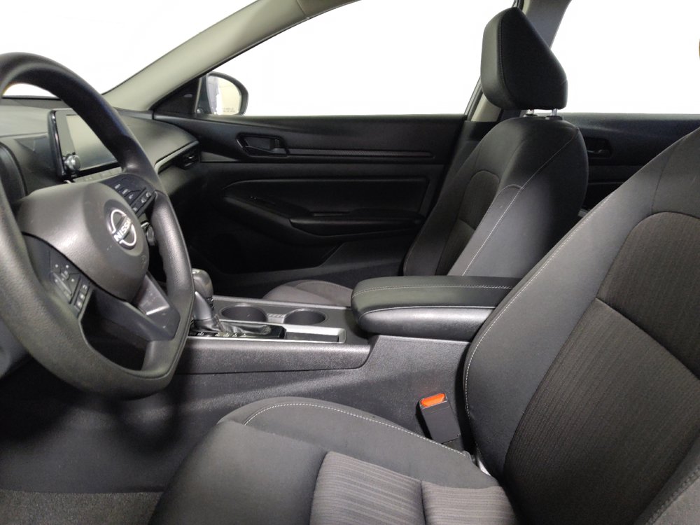 Used 2024 Nissan Altima 2.5 S FWD image 17