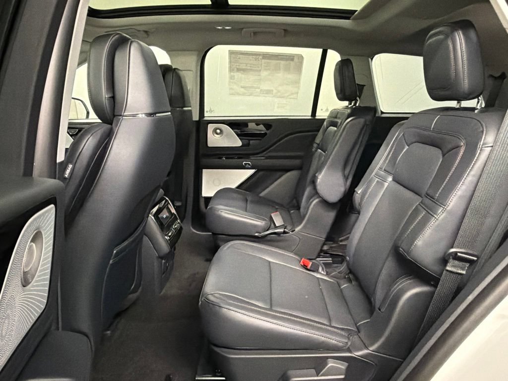 New 2026 Lincoln Aviator Reserve AWD/4WD image 33