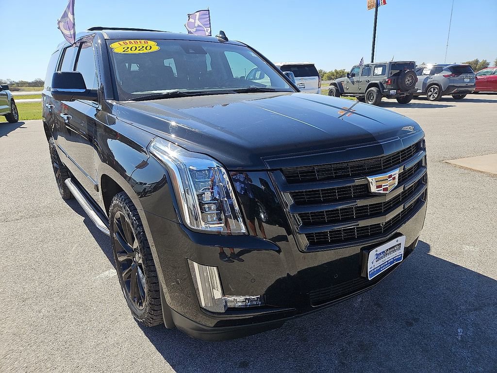 Used 2020 Cadillac Escalade Luxury w/ Escalade Sport Edition AWD/4WD image 11