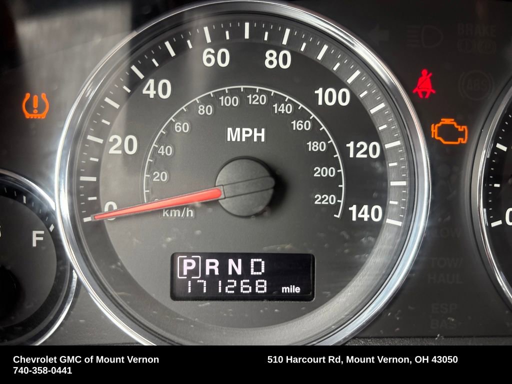 Used 2010 Jeep Commander Sport w/ Sun/Sound Group RWD image 18