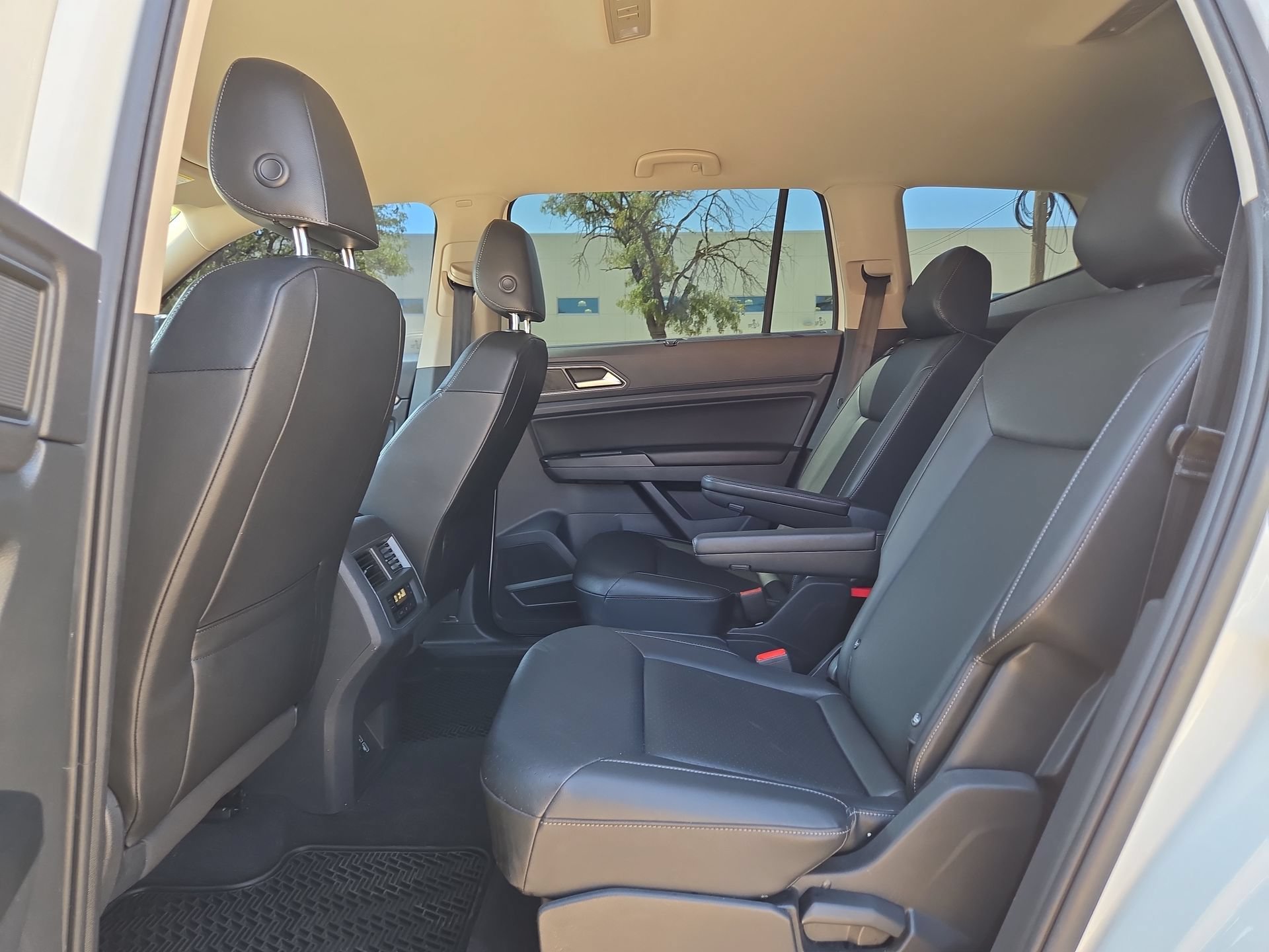 Used 2019 Volkswagen Atlas SE AWD/4WD image 13