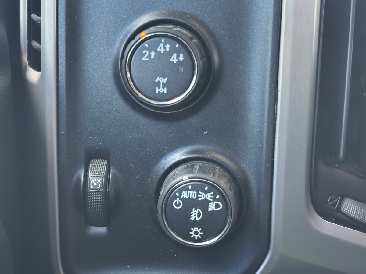 Used 2016 GMC Sierra 2500 Denali w/ Duramax Plus Package image 32