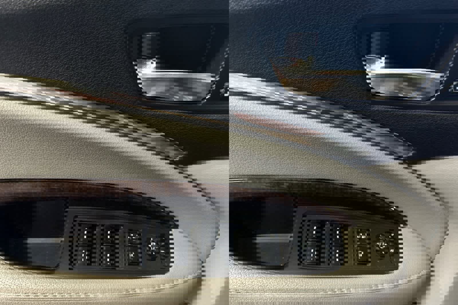 Used 2017 Acura MDX FWD image 13