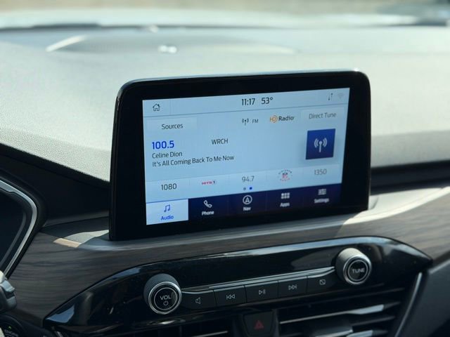 Used 2020 Ford Escape Titanium image 27