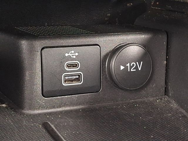 Used 2025 Ford Escape ST-Line AWD/4WD image 25