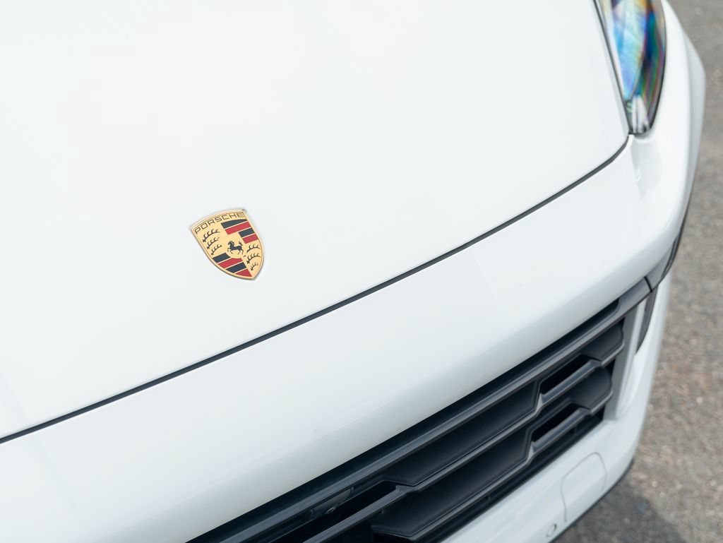 Used 2024 Porsche Cayenne AWD/4WD image 16