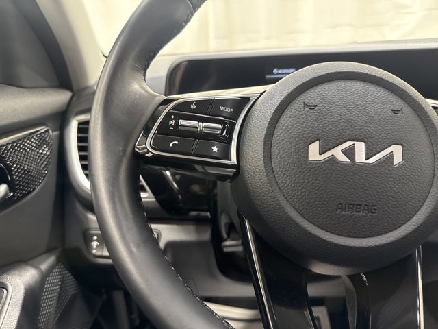Certified 2025 Kia Seltos S FWD image 24