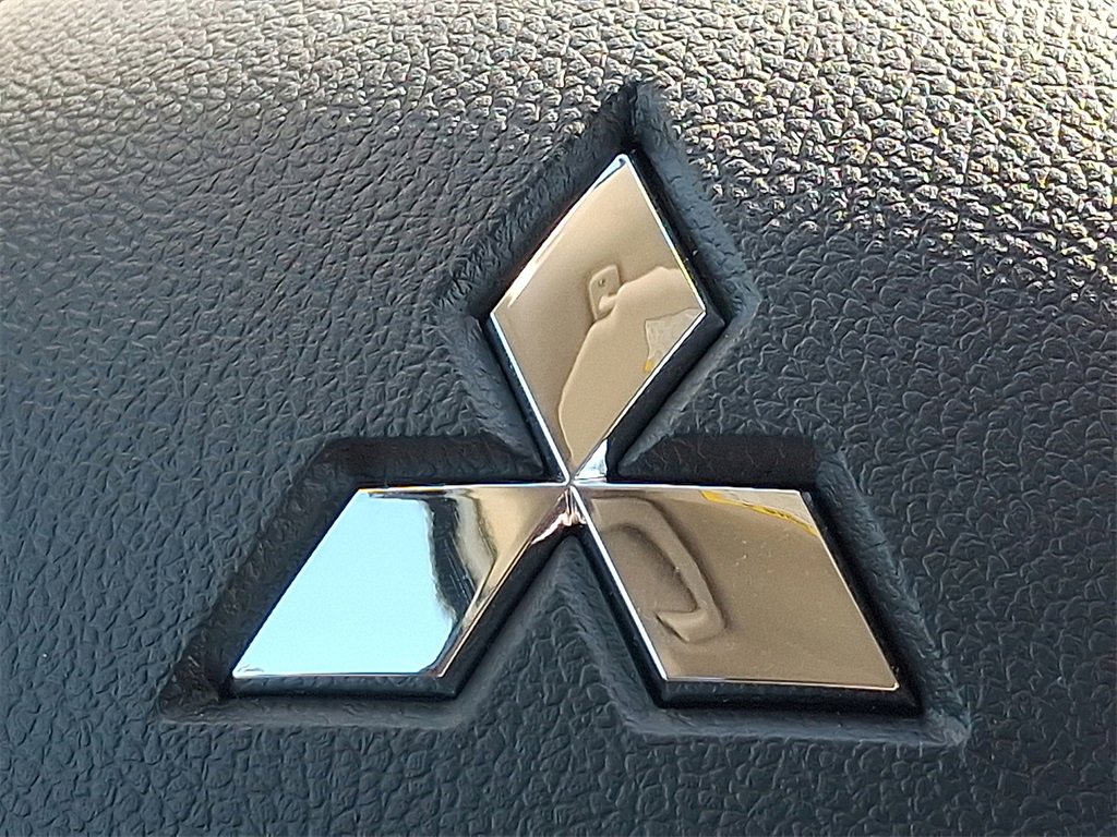 New 2025 Mitsubishi Eclipse Cross LE image 11