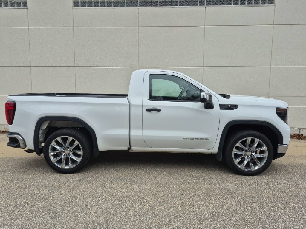 Used 2022 GMC Sierra 1500 Pro w/ Convenience Package RWD image 5