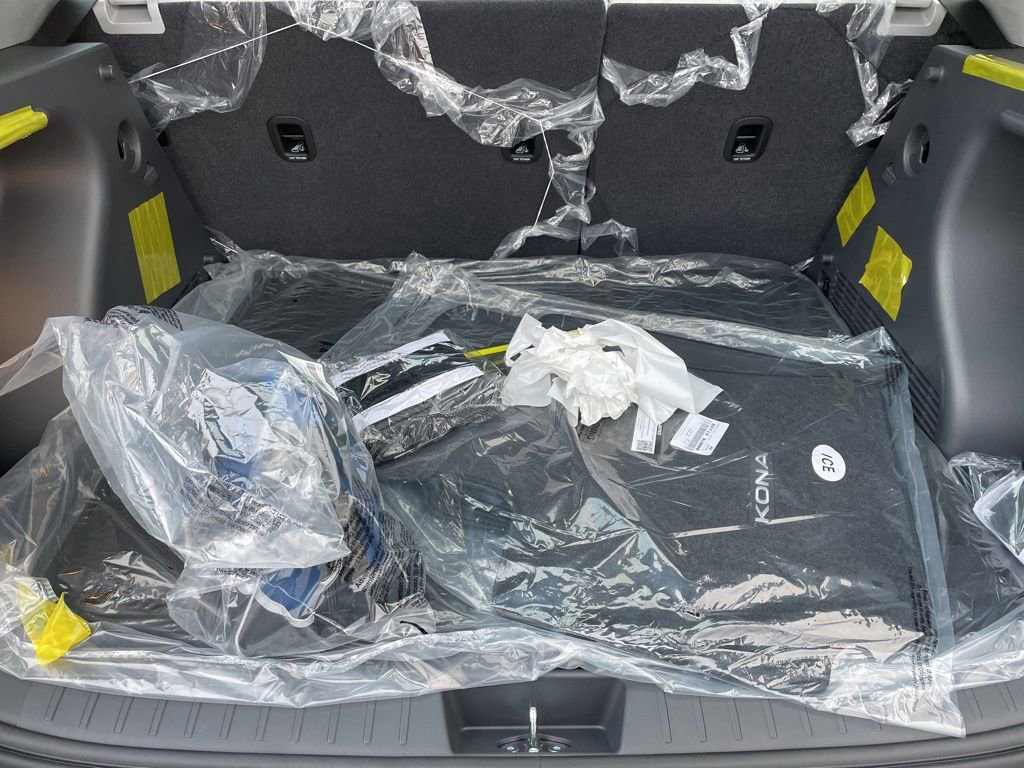 New 2026 Hyundai Kona SE image 15