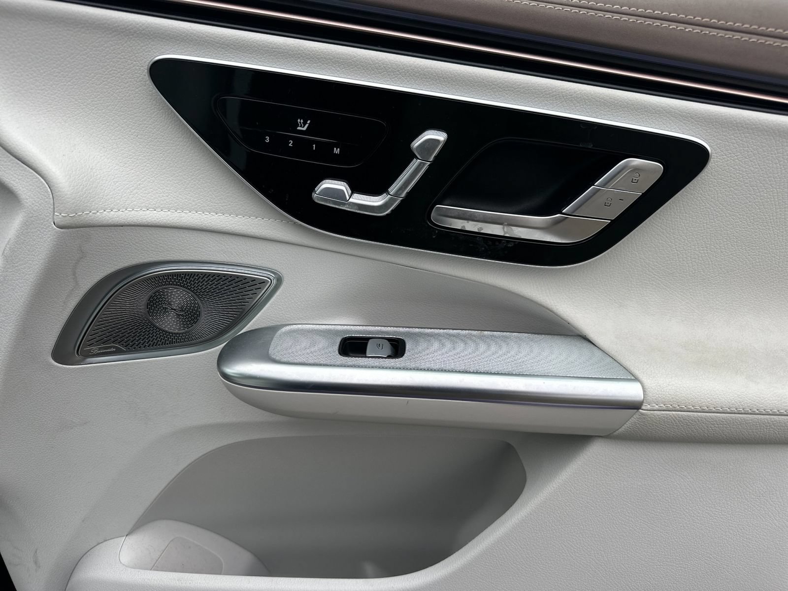 Certified 2023 Mercedes-Benz EQE 350+ 4MATIC SUV image 19