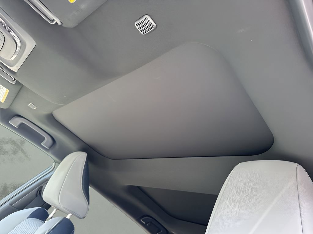 Used 2023 Subaru Solterra Touring image 12