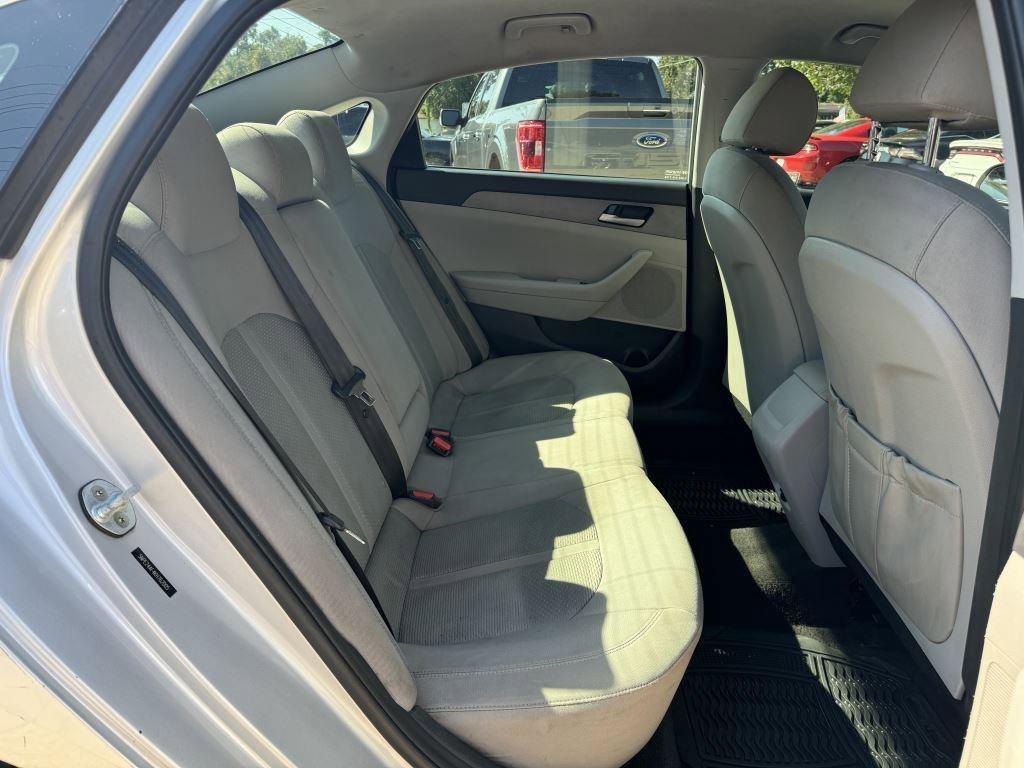 Used 2019 Hyundai Sonata SE FWD image 11