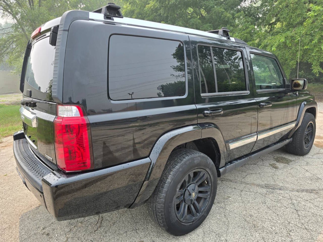Used 2008 Jeep Commander Limited AWD/4WD image 5