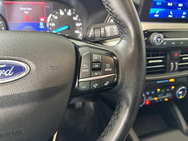 Used 2021 Ford Escape SE w/ Cold Weather Package image 16