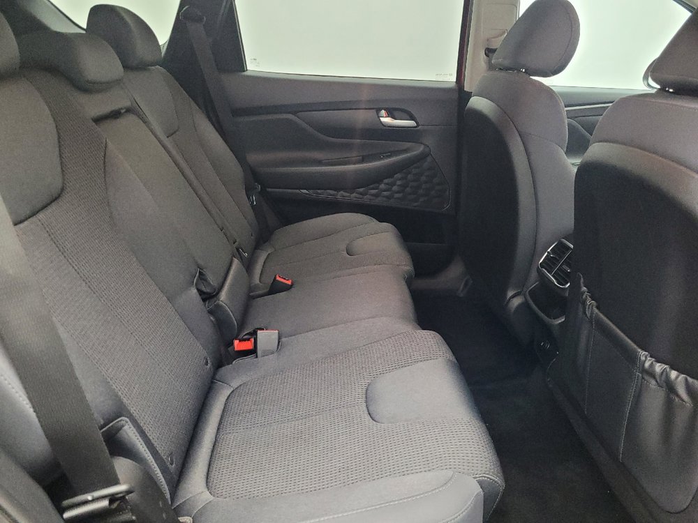 Used 2020 Hyundai Santa Fe SE image 19