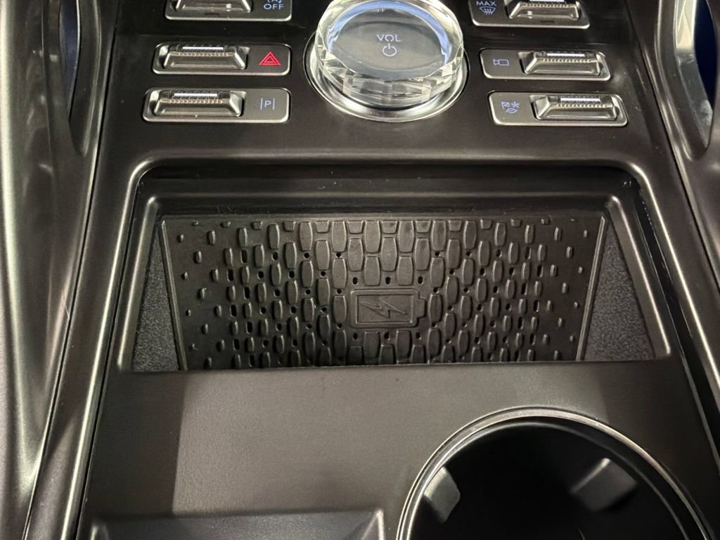 New 2026 Lincoln Nautilus Reserve AWD/4WD image 18