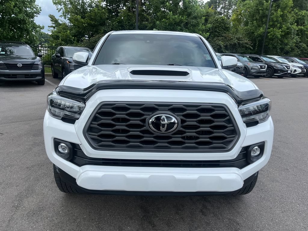 Used 2020 Toyota Tacoma TRD Sport w/ TRD Premium Sport Package AWD/4WD image 38