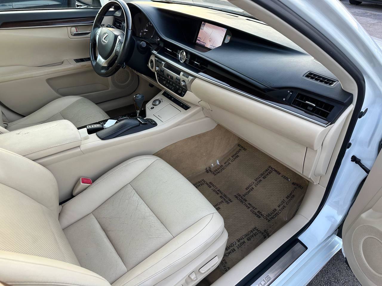 Used 2013 Lexus ES 350 w/ Luxury Pkg FWD image 27