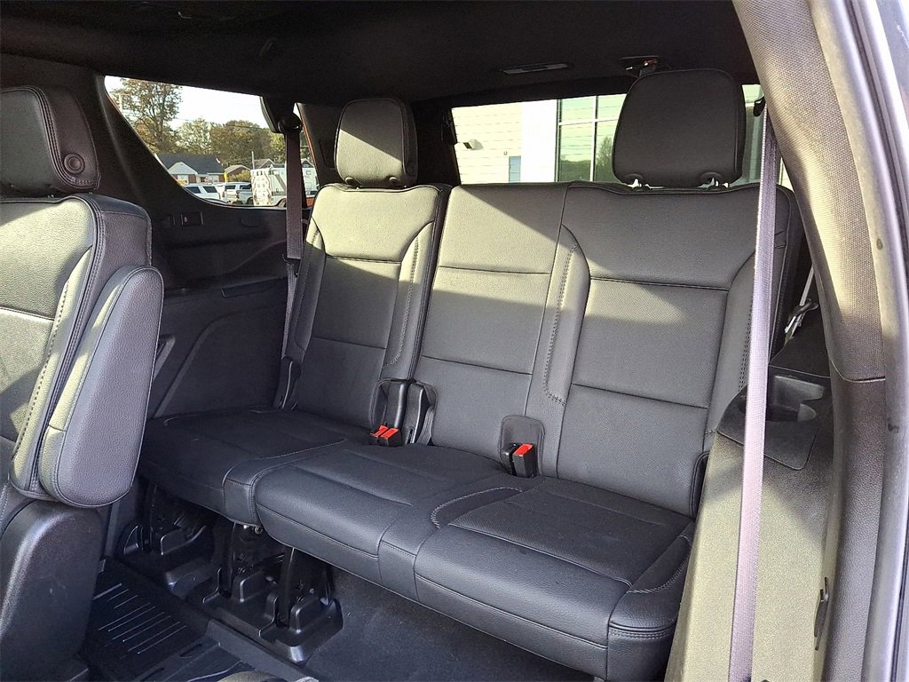 Used 2021 GMC Yukon Denali w/ Denali Ultimate Package image 12
