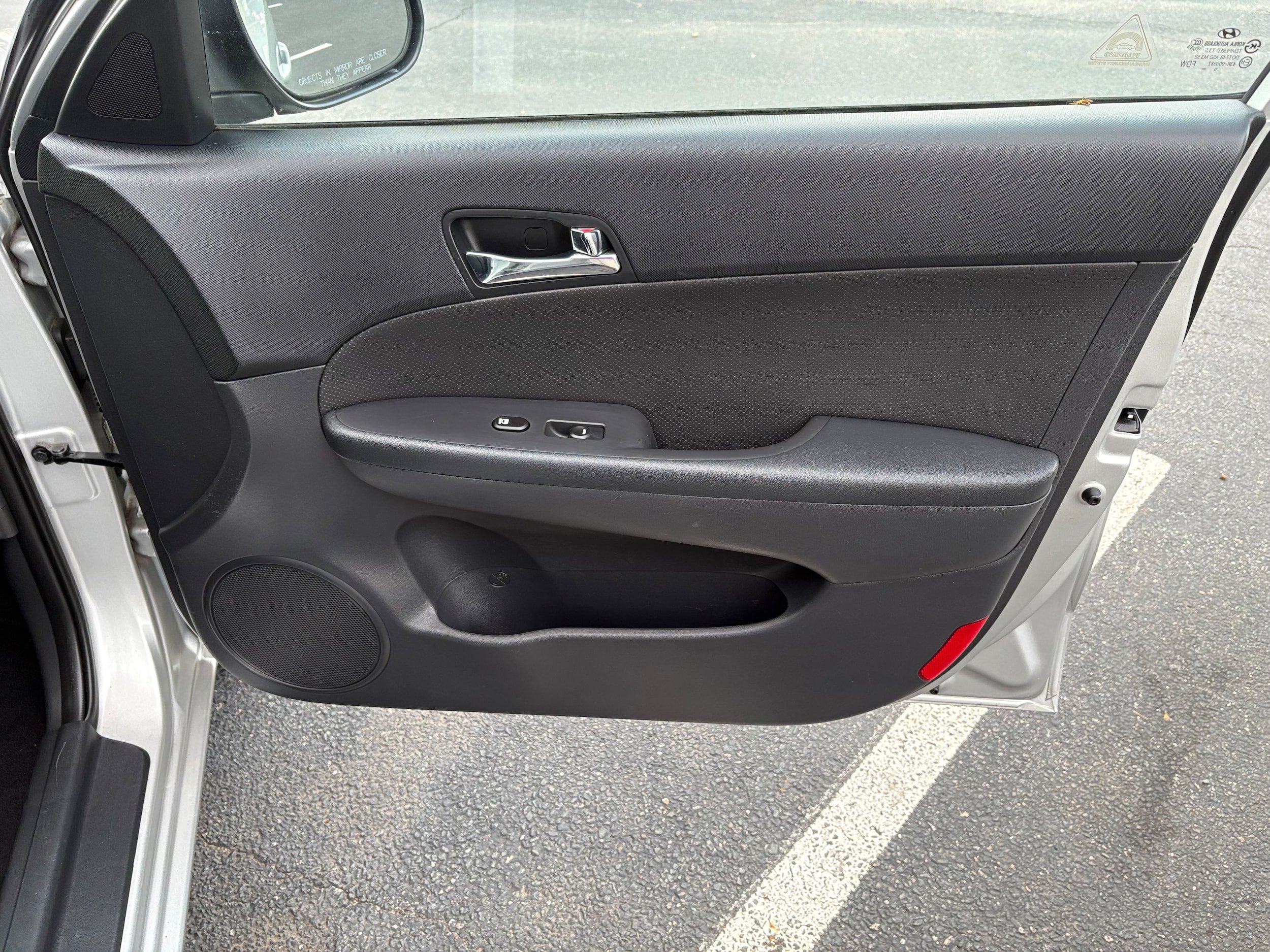 Used 2012 Hyundai Elantra FWD image 27